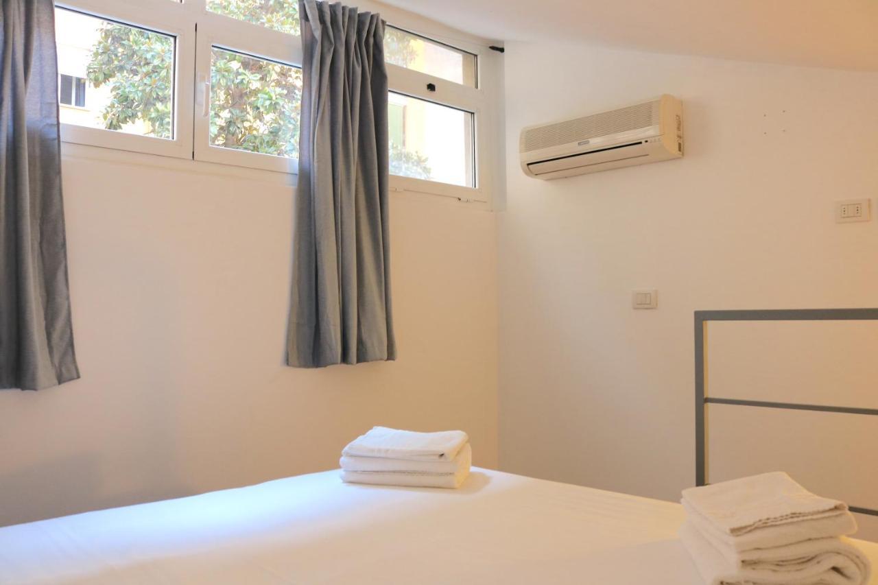 Cozy & Large Loft Famagosta Apartment Milan Exterior photo
